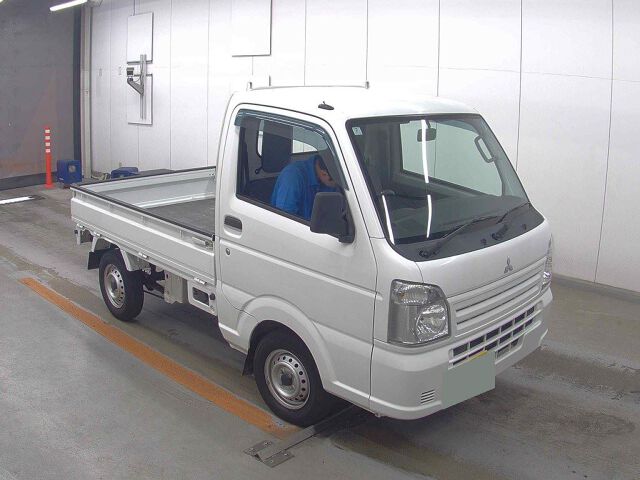 2019 Mitsubishi Minicab M Japan auction vehicle