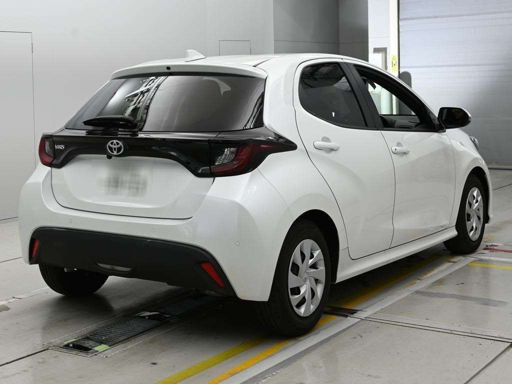 2024 Toyota Yaris X auction photo 2