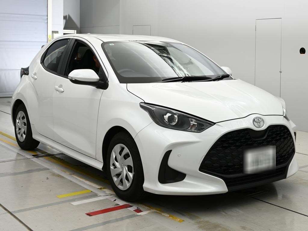 2024 Toyota Yaris X auction photo 5