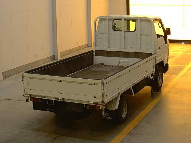 1997 Toyota Dyna 平ボディ auction photo 2