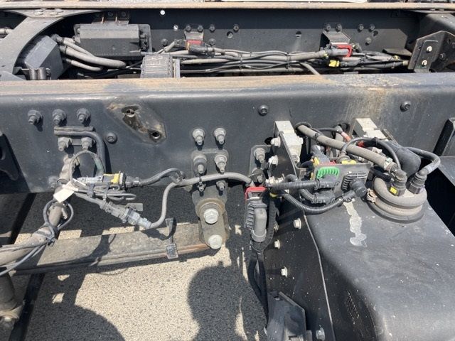 2018 Nissan Diesel クオン chassis auction photo 10