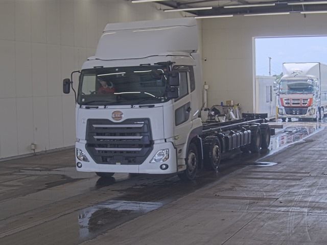 2018 Nissan Diesel クオン chassis Japan auction vehicle