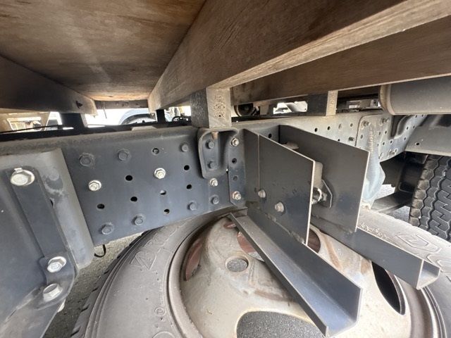 2015 Mitsubishi Fuso Canter Hira auction photo 12