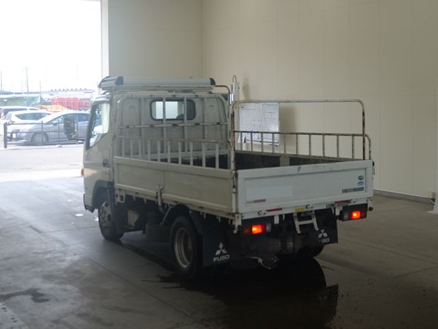 2015 Mitsubishi Fuso Canter Hira auction photo 2