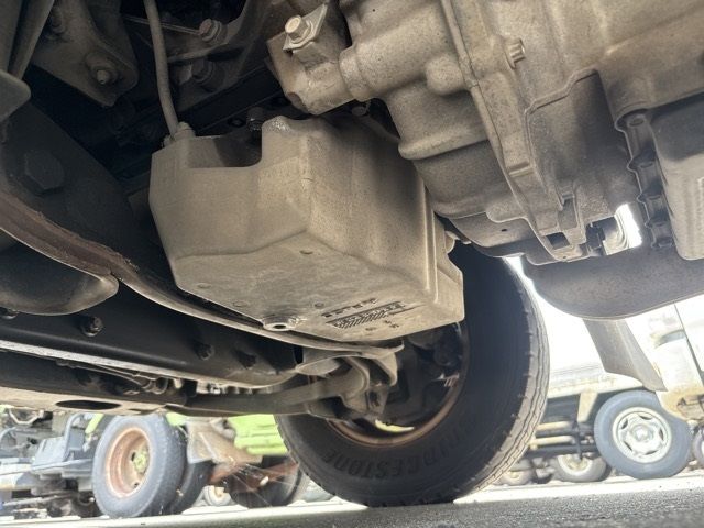 2015 Mitsubishi Fuso Canter Hira auction photo 11