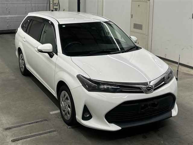 Japan Auction Vehicles 10 2023 Toyota Corolla Fielder EX auction photo