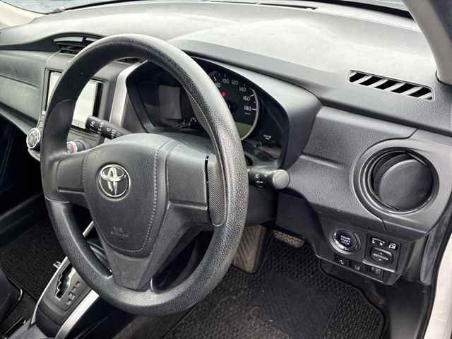 2023 Toyota Corolla Fielder EX auction photo 3