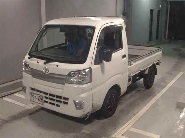 2018 Toyota ピクシス トラック スタンダード SA III t auction photo 4