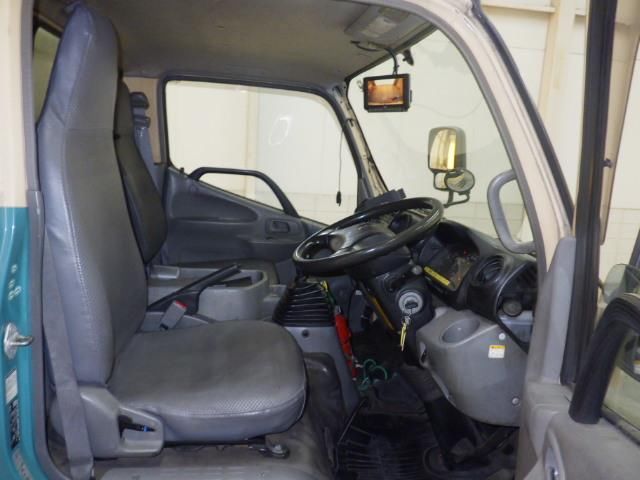 2011 Toyota Dyna バン auction photo 6