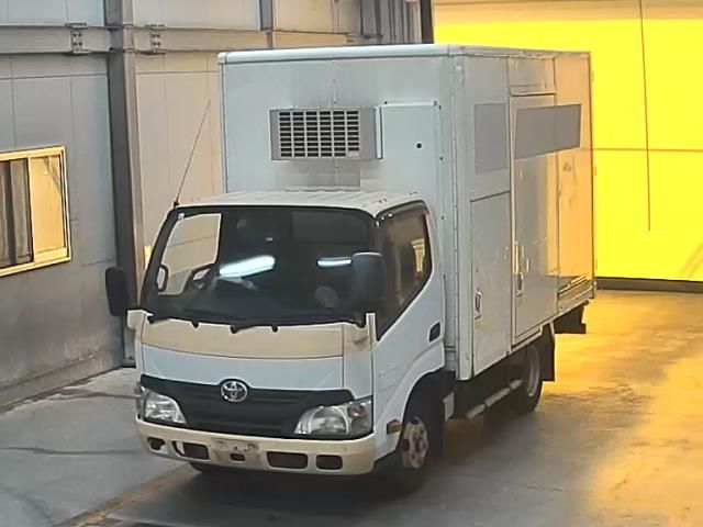 Japan Auction Vehicles 10 2011 Toyota Dyna バン auction photo
