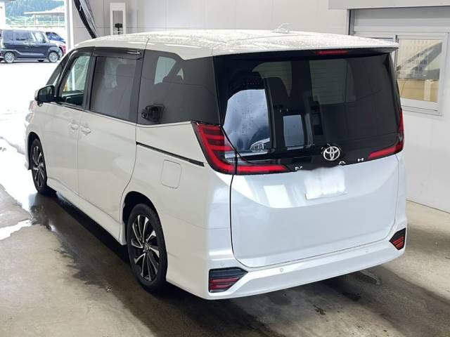 2026 Toyota Noah S-Z auction photo 5