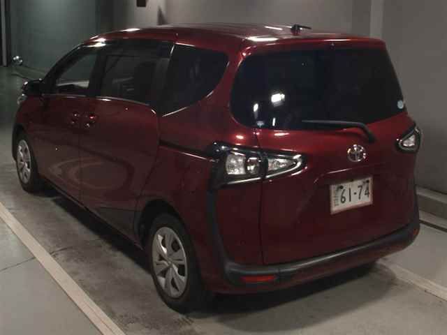 2019 Toyota Sienta G auction photo 2