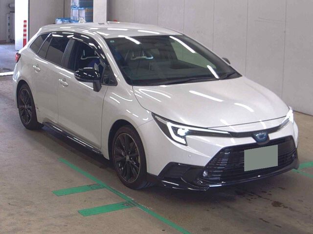 2025 Toyota Corolla Touring HVアクティブスポーツ 4WD Japan auction vehicle