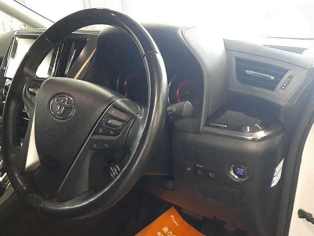2022 Toyota Alphard 2.5S C Package auction photo 9
