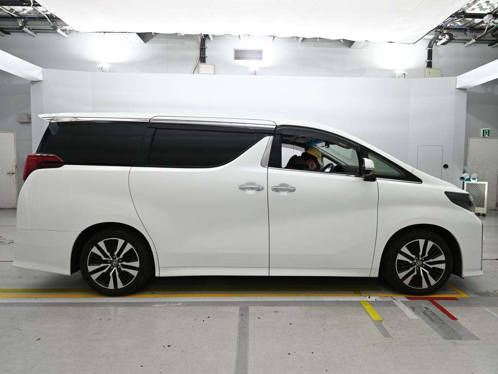 2022 Toyota Alphard 2.5S C Package auction photo 3