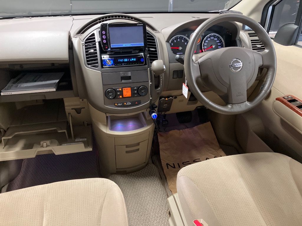 2009 Nissan ラフェスタ 20G auction photo 3