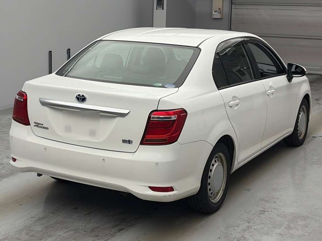 2021 Toyota Corolla Axio ハイブリッド EX auction photo 2