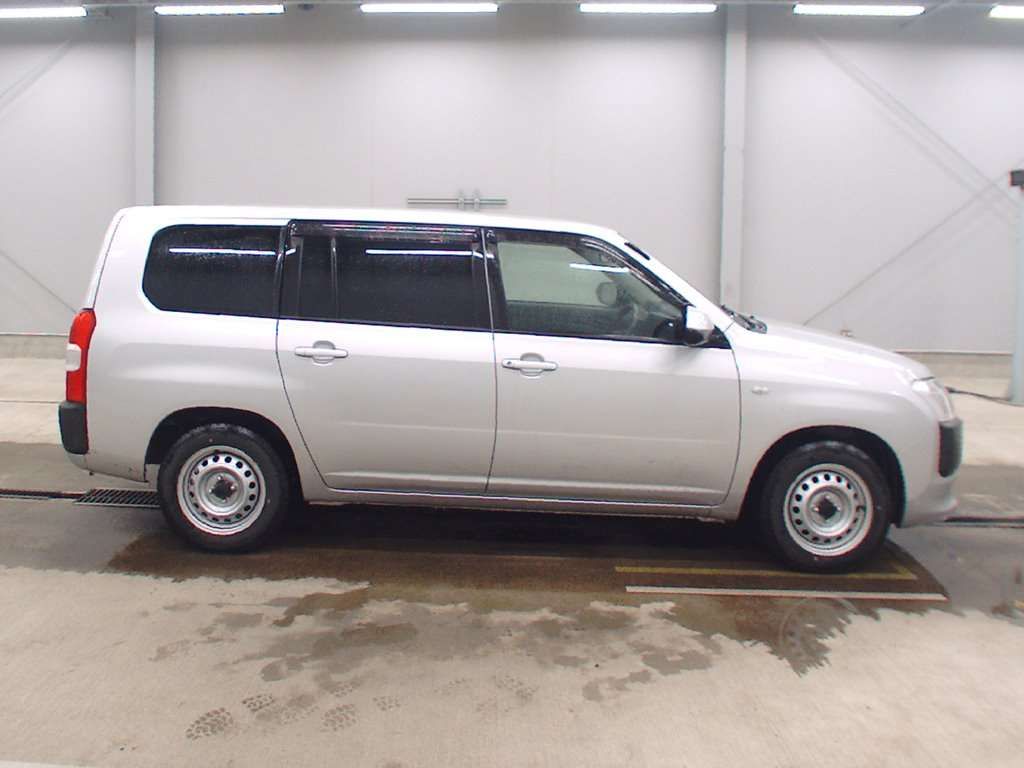 2021 Toyota Probox GL auction photo 3