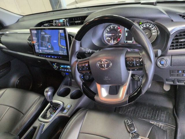 2021 Toyota Hilux Z 4WD auction photo 6