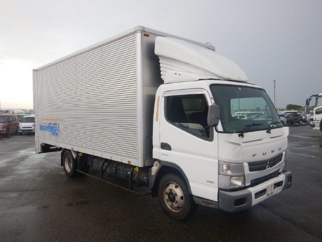 Japan Auction Vehicles 6 2013 Mitsubishi Fuso Canter 2.7トン アルミバン auction photo