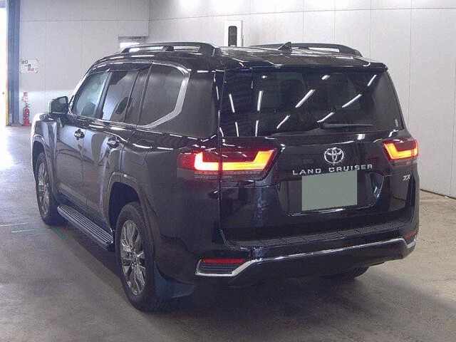 2024 Toyota Land Cruiser ZX 4WD auction photo 2