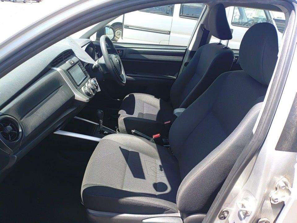 2017 Toyota Corolla Fielder auction photo 16
