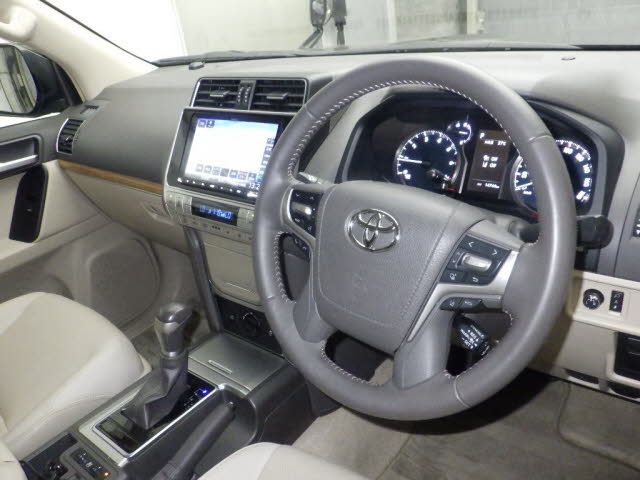 2023 Toyota ランクルプラドW 4WD TX Lパッケージマットブラッ auction photo 3