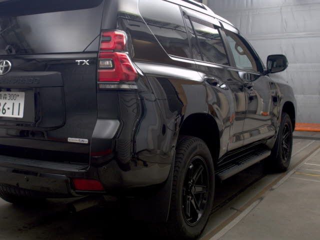 2023 Toyota ランクルプラドW 4WD TX Lパッケージマットブラッ auction photo 5