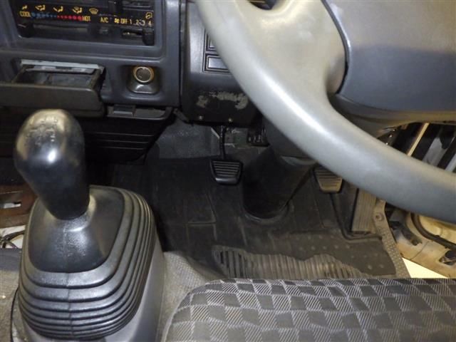 2006 Isuzu Elf バン auction photo 8