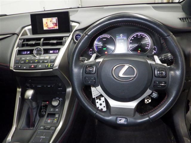 2015 Lexus NX300h Fスポーツ auction photo 5