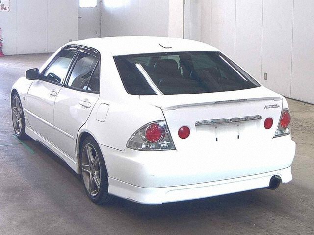 2002 Toyota アルテッツァ RS200L Edition auction photo 2