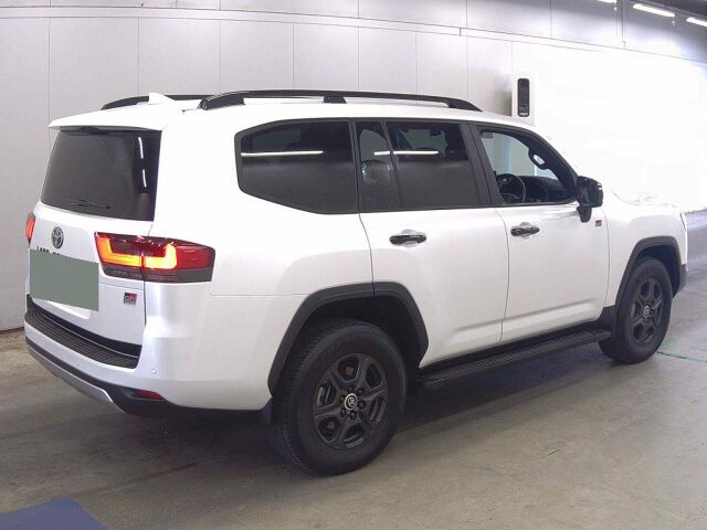 2024 Toyota Land Cruiser GR Sport 4WD auction photo 5
