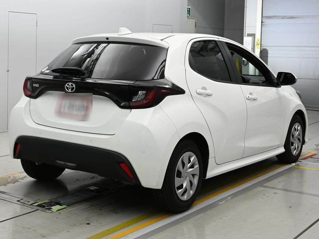 2023 Toyota Yaris X スマートエントリーパッケージ auction photo 2