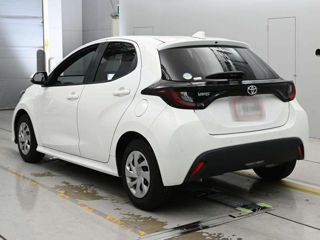 2023 Toyota Yaris X スマートエントリーパッケージ auction photo 6