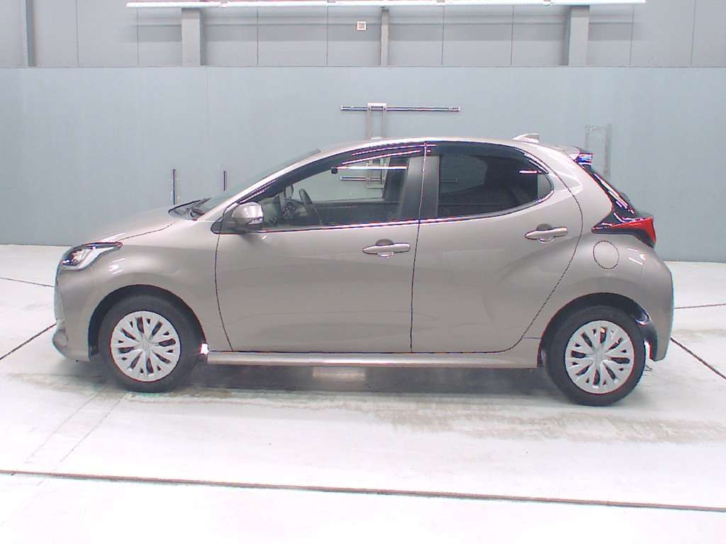 2021 Toyota Yaris Z auction photo 4