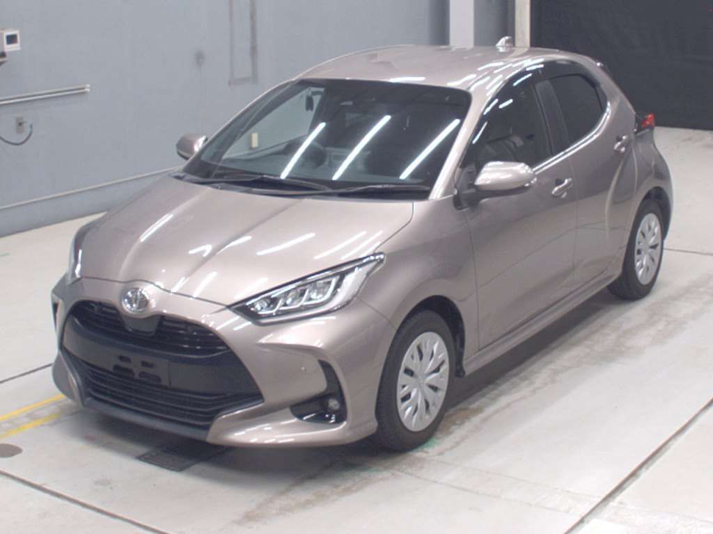 Japan Auction Vehicles 15 2021 Toyota Yaris Z auction photo