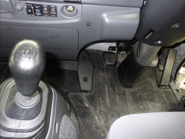 2021 Isuzu Forward Van auction photo 8