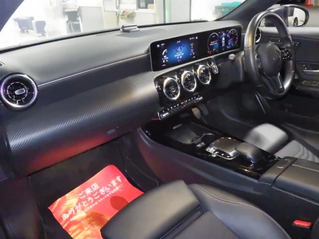 2019 Mercedes-Benz A 180 スタイルレーダーセフティP auction photo 2