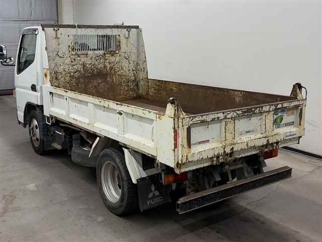 2015 Mitsubishi Fuso Canter dump auction photo 2