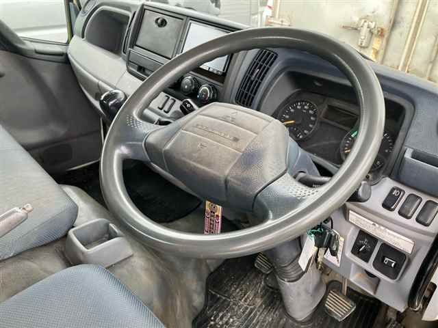 2015 Mitsubishi Fuso Canter dump auction photo 3