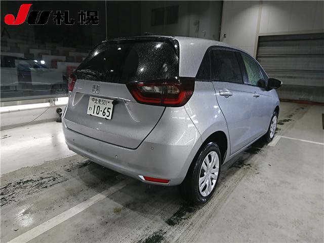 2024 Honda Fit 4WD ベーシック auction photo 2