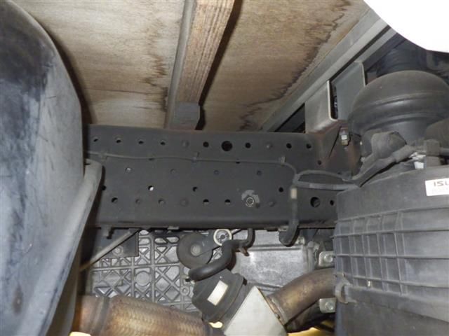 2013 Isuzu Elf Flatbed auction photo 4