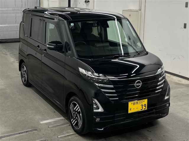 2025 Nissan Roox Highway Star X Japan auction vehicle