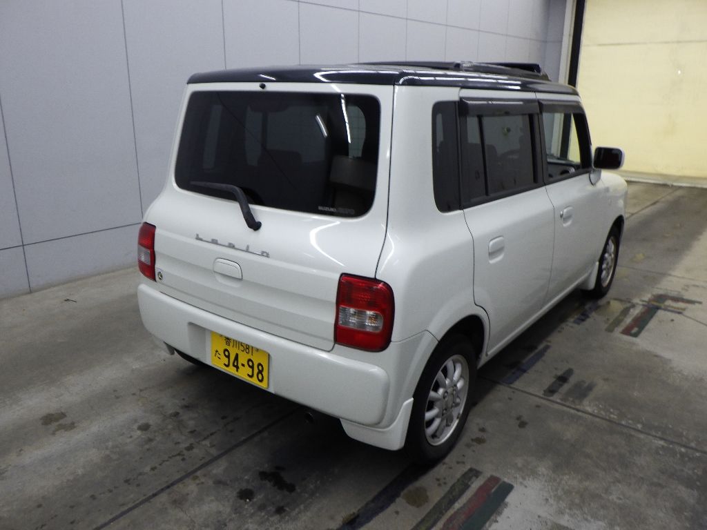 2005 Suzuki Alto Lapin Canvas top auction photo 2