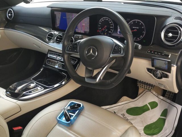 2017 Mercedes-Benz E-Class E43 4MATIC 4WD auction photo 3