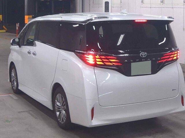 2025 Toyota Alphard Z auction photo 2