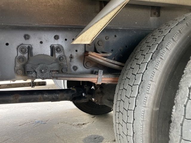 2013 Isuzu Forward Aluminum Wing PG auction photo 9