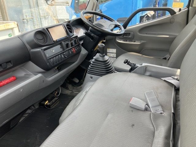 2015 Hino Dutro Koushosagyou auction photo 5