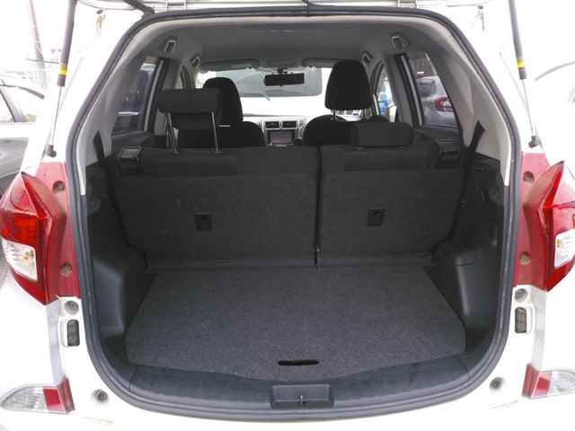 2011 Subaru トレジア 1.3i-S auction photo 10