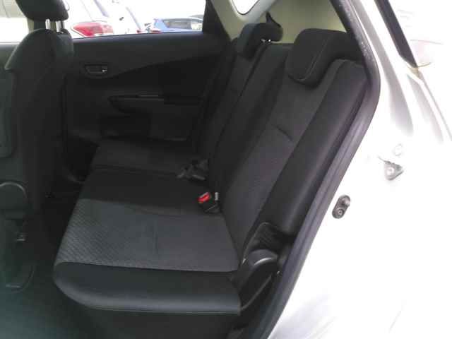 2011 Subaru トレジア 1.3i-S auction photo 9